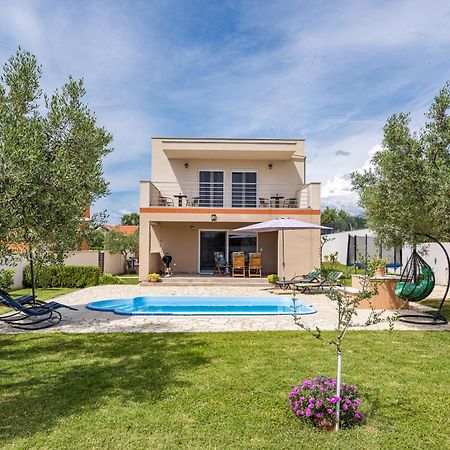 Villa Sunny Olive Peroj Exteriér fotografie
