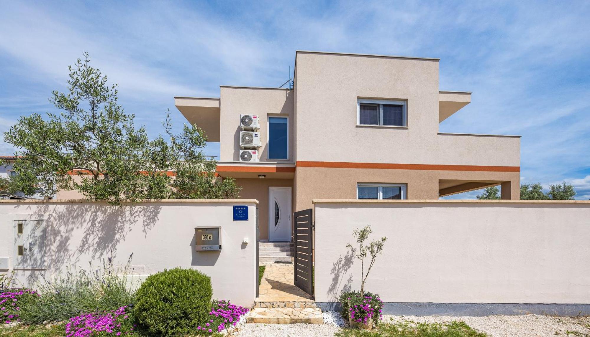 Villa Sunny Olive Peroj Exteriér fotografie