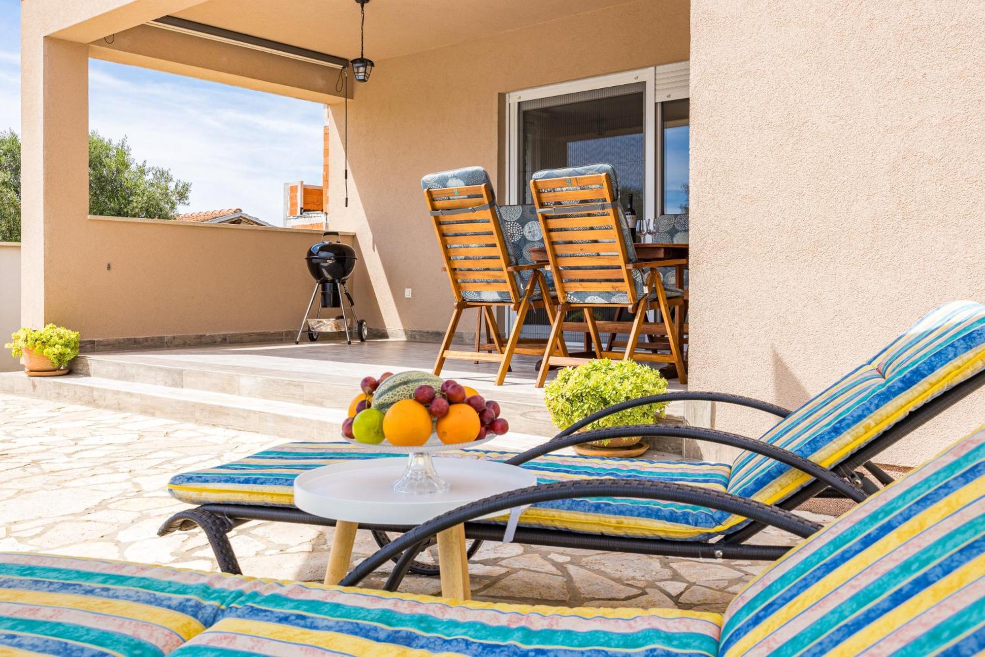 Villa Sunny Olive Peroj Exteriér fotografie
