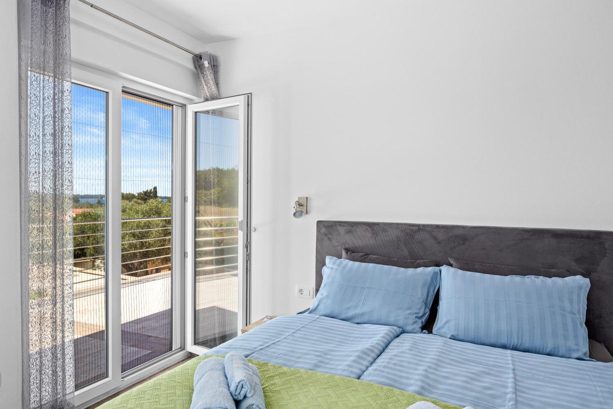 Villa Sunny Olive Peroj Exteriér fotografie